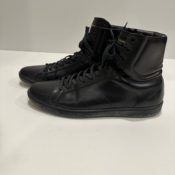 Authentic Men’s Saint Laurent high top sneaker - Picture 2 of 9